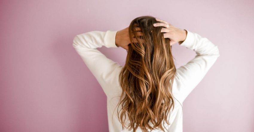 Healthy Hair - Woman Wearing White Long-sleeved Shirt